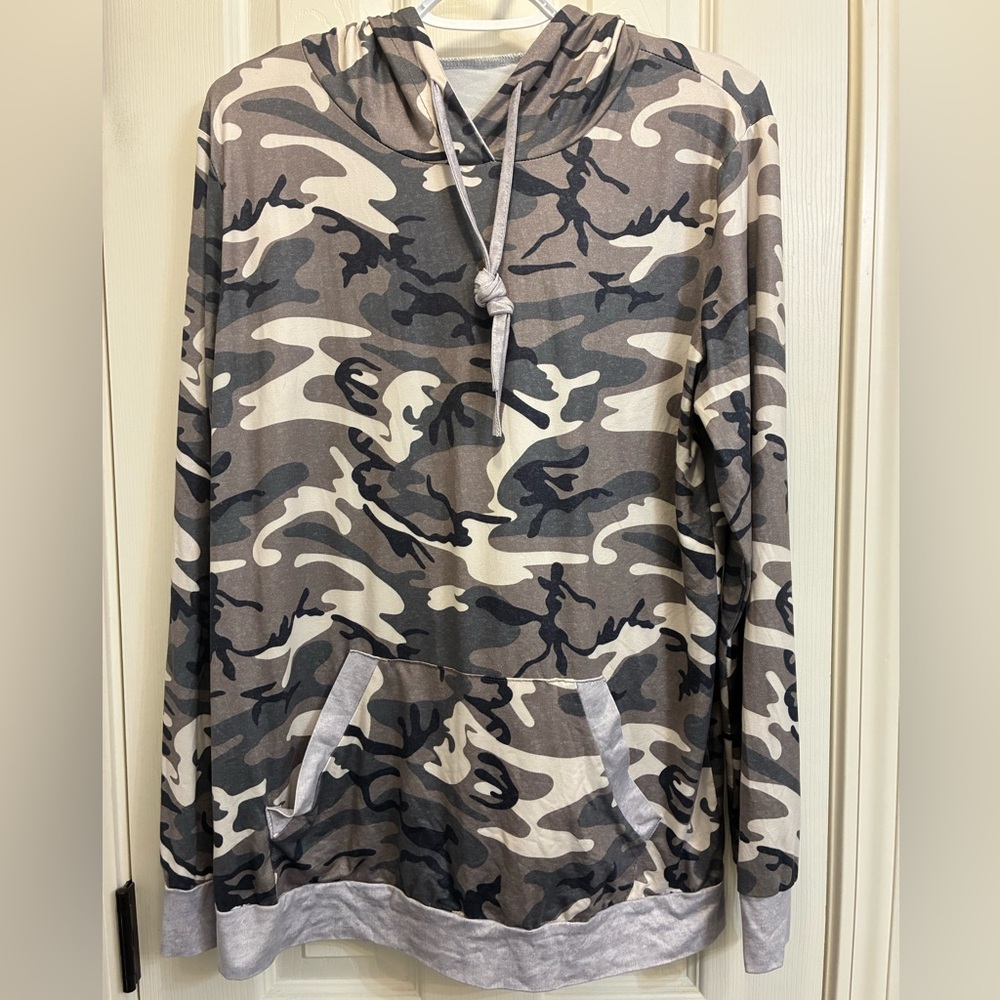 Camouflage Hoodie with Front Pocket